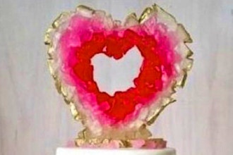 Geode Heart Topper Drip Cake